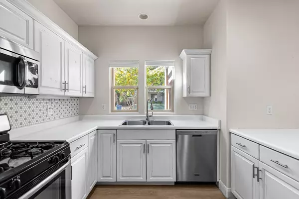 Ivins, UT 84738,511 S 660 E