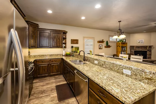 Hurricane, UT 84737,2422 S 675 W