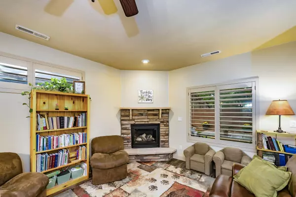 Hurricane, UT 84737,2422 S 675 W