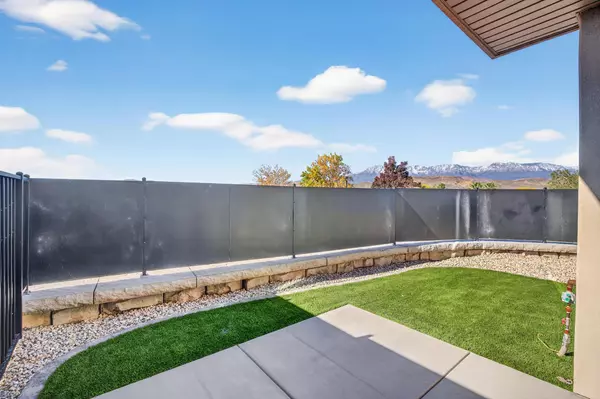 Hurricane, UT 84737,339 N 3210 W