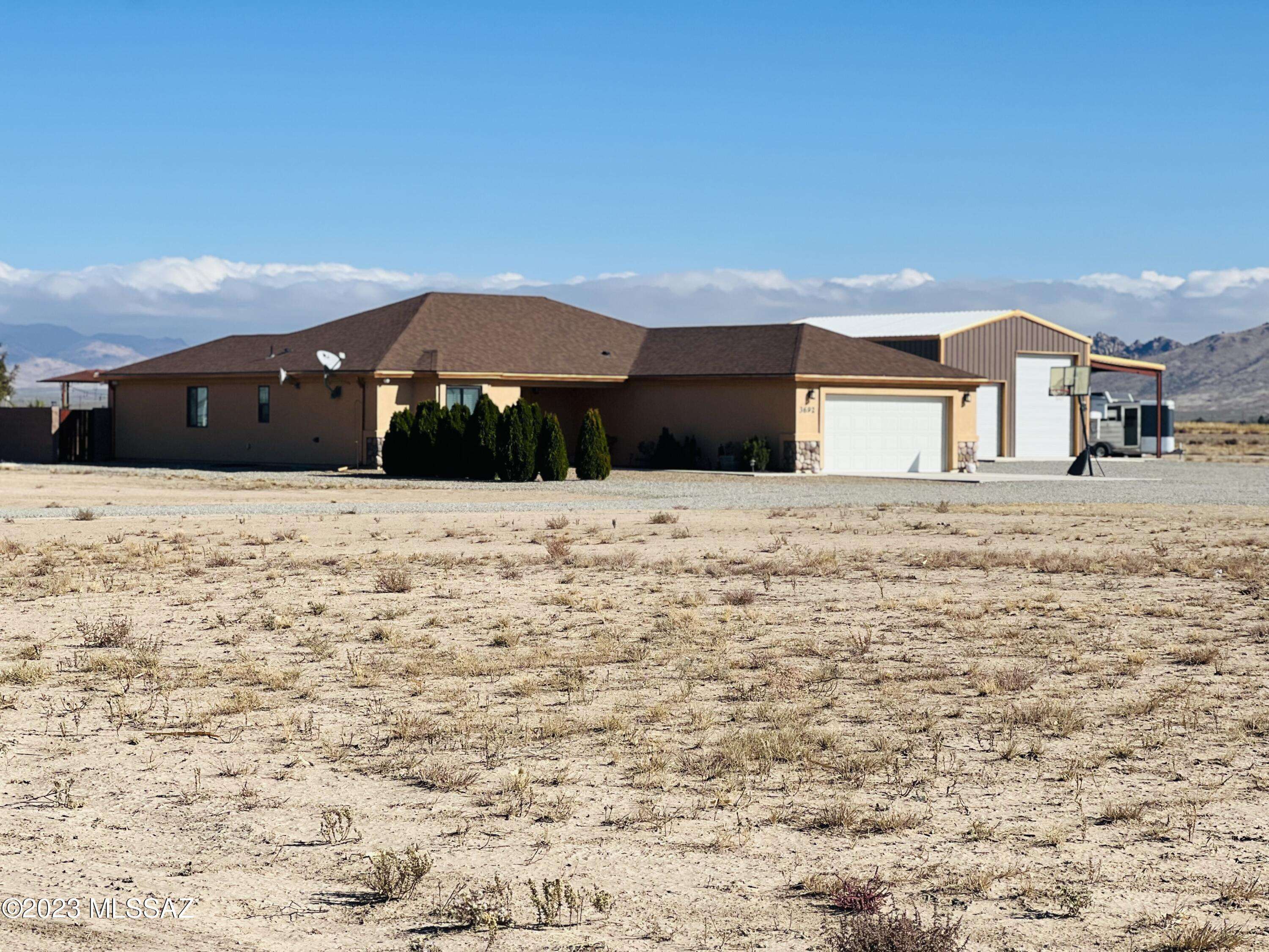 Willcox, AZ 85643,3692 Dearing Road
