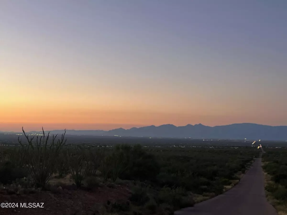 Vail, AZ 85641,10537 E Ocotillo Rim Trail