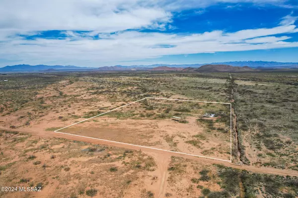 Pearce, AZ 85625,4.64 Acres S Central Road #1