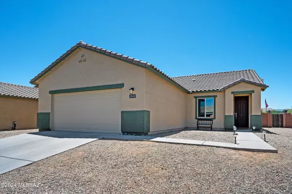 2111 W Moon Milk Street, Benson, AZ 85602