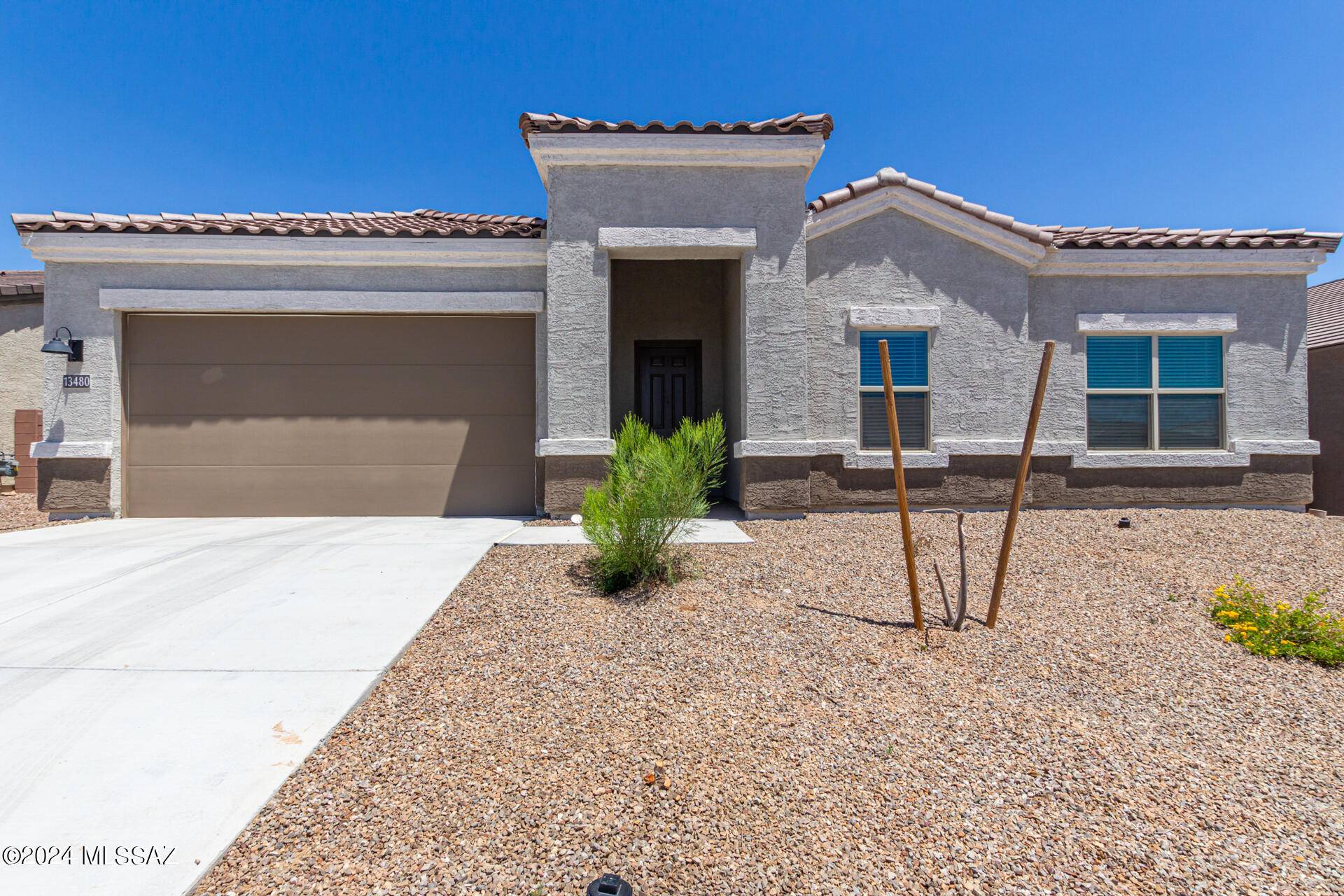 13480 N Gladstone Hill Place, Marana, AZ 85658