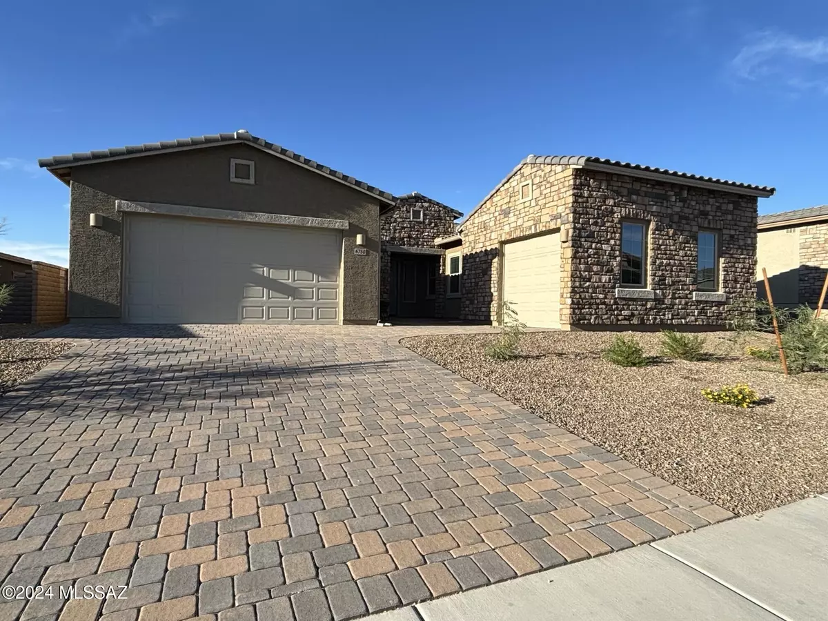 Marana, AZ 85658,6750 W Winding Knoll Place