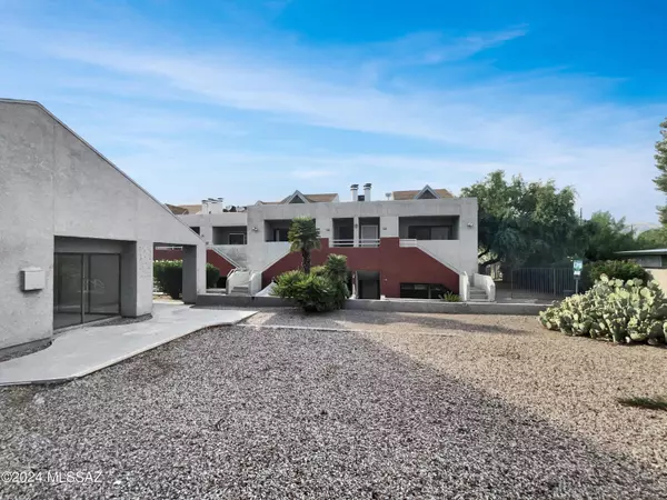 2744 N Country Club Road #109, Tucson, AZ 85716