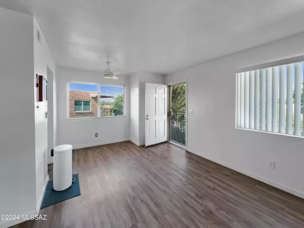 6641 E Calle Alegria  #D, Tucson, AZ 85715