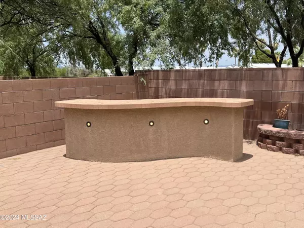 Tucson, AZ 85756,7151 E Alderberry Street