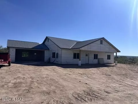 1295 E Forrest Lane, Benson, AZ 85602