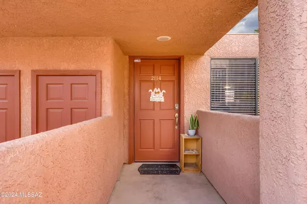 Tucson, AZ 85750,5051 N Sabino Canyon Road #2114