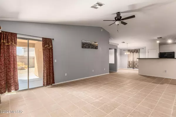 Marana, AZ 85658,11487 W Anasazi Passage Street