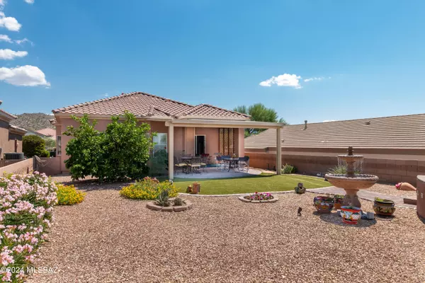 Marana, AZ 85658,5177 W Navajo Mesa Place