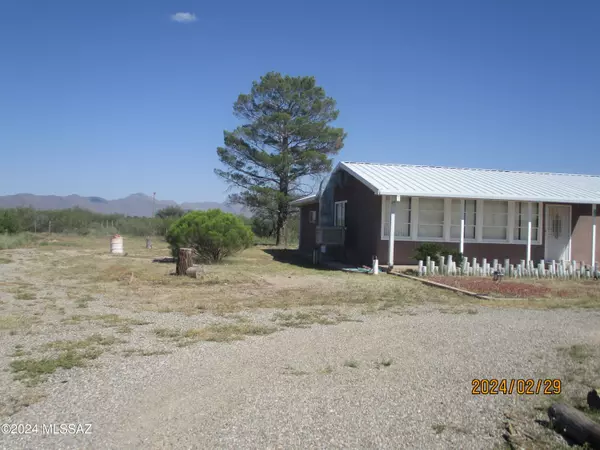 Willcox, AZ 85643,324 N Sunset Strip