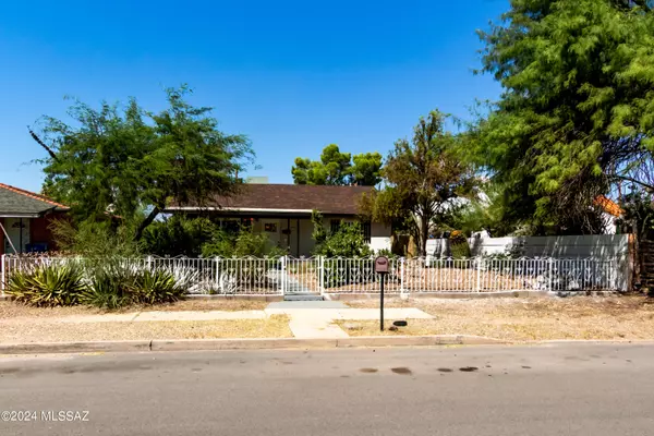 Tucson, AZ 85719,1133 E Waverly Street