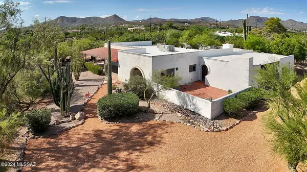 2441 N Lloyd Bush Drive, Tucson, AZ 85745