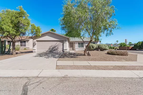 8965 E Desert Aire Street, Tucson, AZ 85730