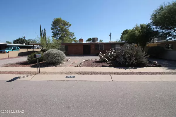 Tucson, AZ 85715,7832 E Elida Street