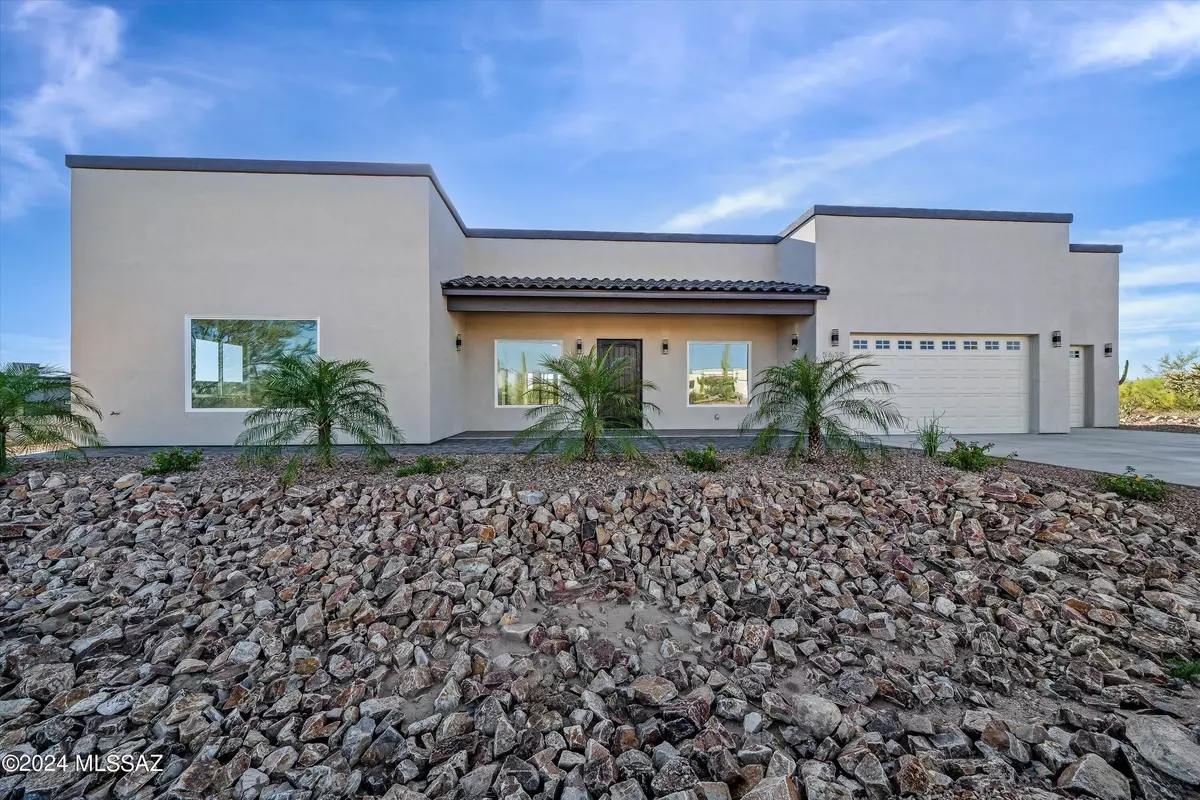 Tucson, AZ 85742,5639 W Desert Falcon Lane