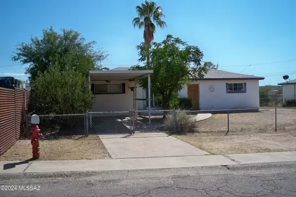 909 W Milton Street, Tucson, AZ 85706