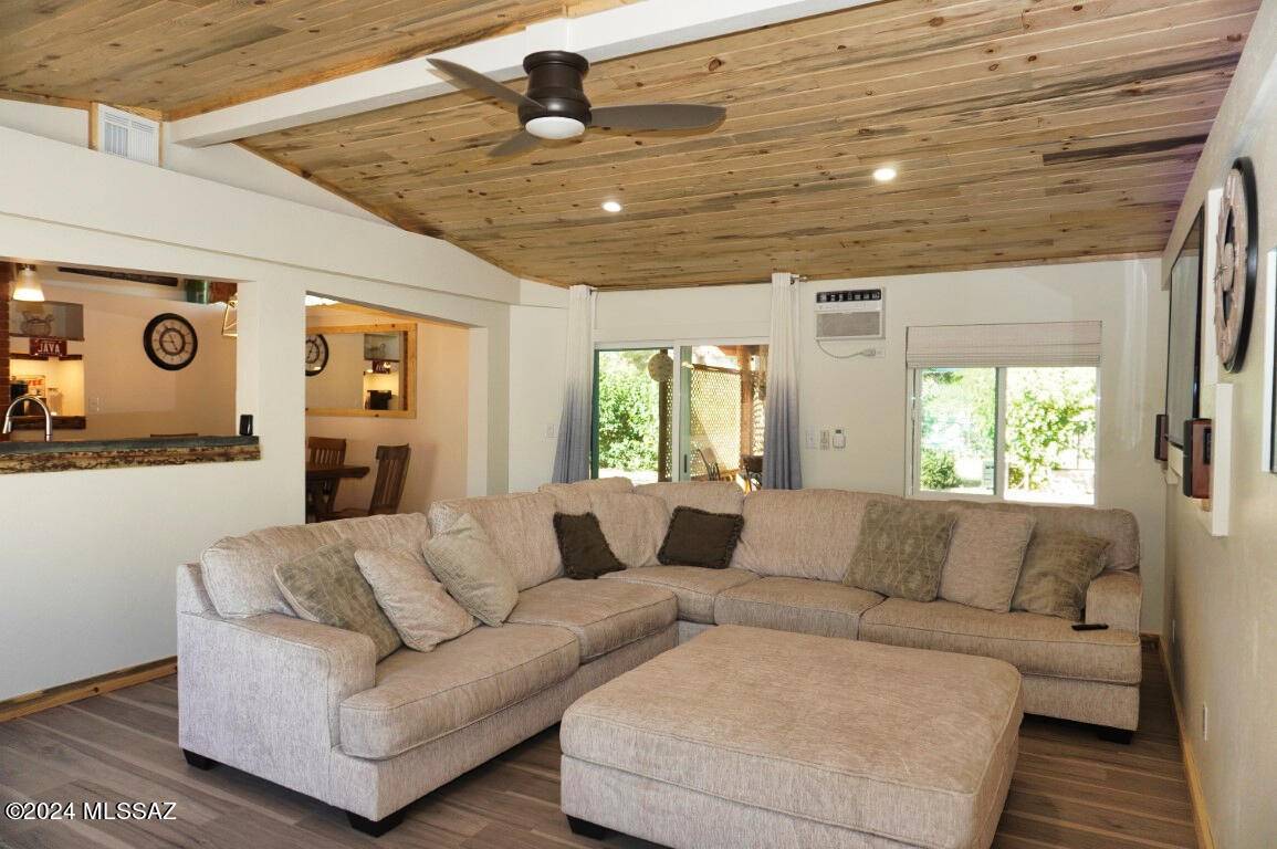 323 N Flynn Jans Court, Pearce, AZ 85625
