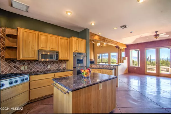 Tucson, AZ 85749,5232 N Soldier Trail