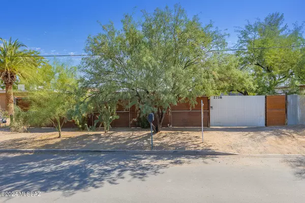 2716 N Sparkman Boulevard, Tucson, AZ 85716