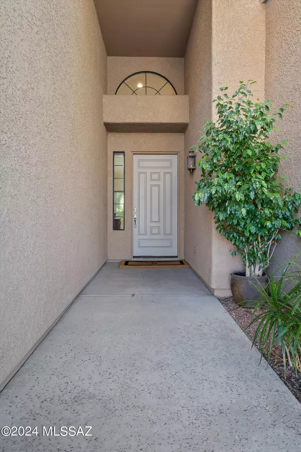 Tucson, AZ 85750,5974 N Golden Eagle Drive