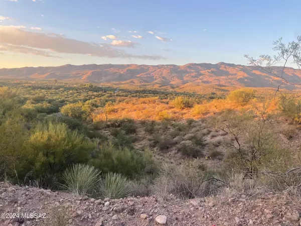 7515 S Camino Loma Alta, Tucson, AZ 85747