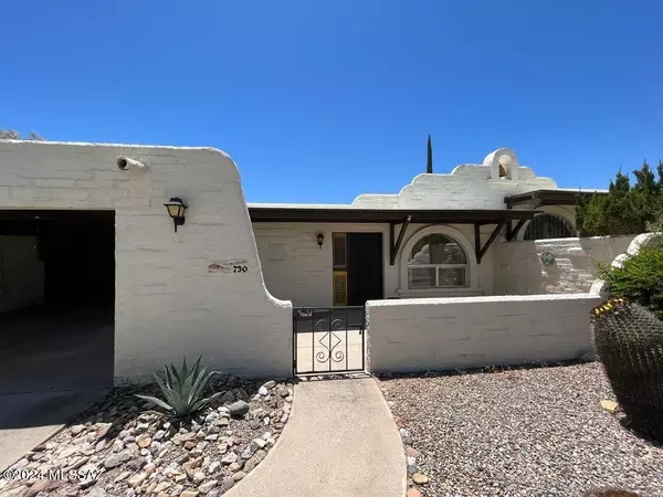 730 W Calle Del Ensalmo, Green Valley, AZ 85614