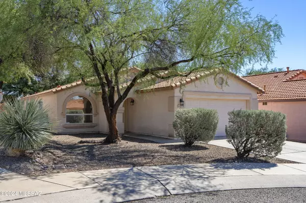 8276 N Camino De La Viola, Tucson, AZ 85741