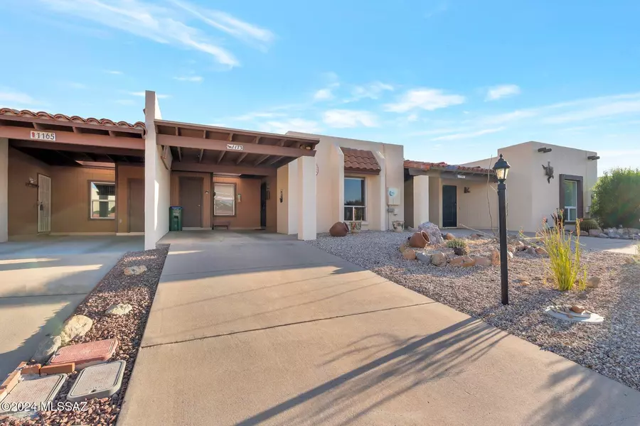 1173 W Calle Trafalgar, Green Valley, AZ 85622