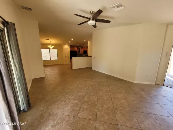 Tucson, AZ 85756,9052 S Silkwood Lane