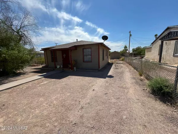 Ajo, AZ 85321,121 W 3Rd Avenue