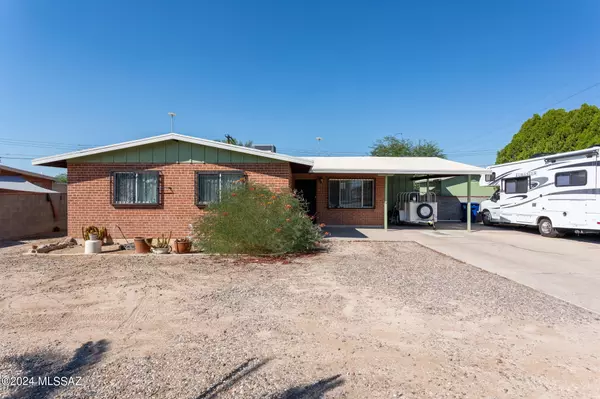 7041 E Calle Pegaso, Tucson, AZ 85710