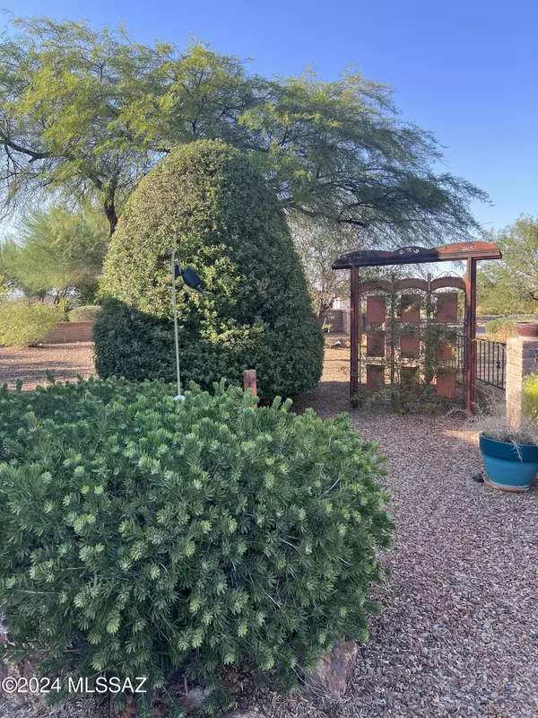 Green Valley, AZ 85614,1580 N Sage Sparrow Road