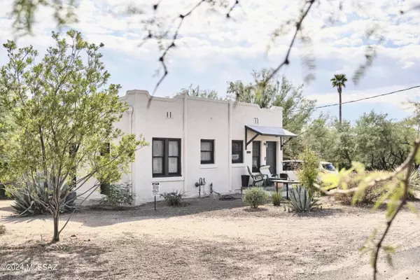 1048 N 2nd Avenue, Tucson, AZ 85705