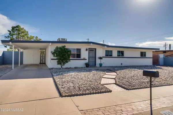 Tucson, AZ 85704,853 W Wheatridge Drive