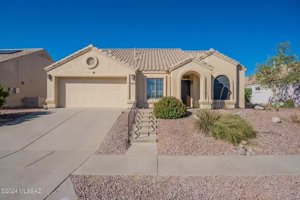 1871 N Rio Yaqui, Green Valley, AZ 85614