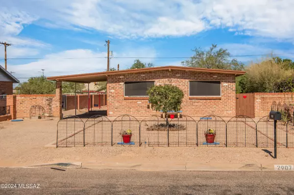 2907 E 24Th Street, Tucson, AZ 85713