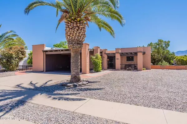 1631 S San Carla, Green Valley, AZ 85614