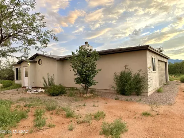 5900 S Kelly Lane, Hereford, AZ 85615