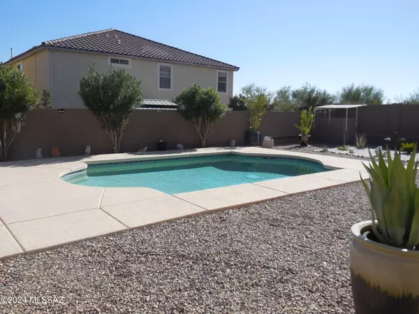 729 W Via De Gala, Sahuarita, AZ 85629