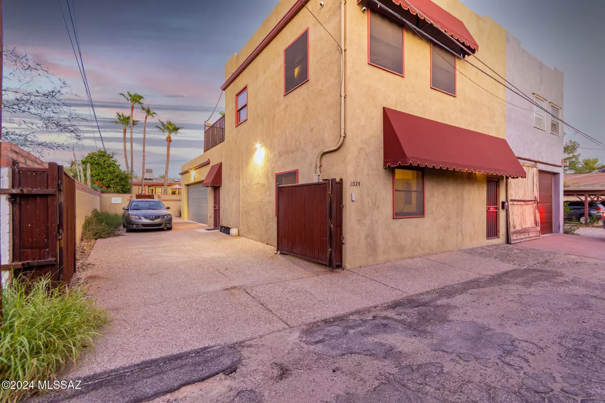 Tucson, AZ 85705,1024 N Herbert Avenue