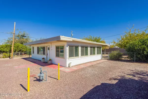 Benson, AZ 85602,457 S Patagonia Street