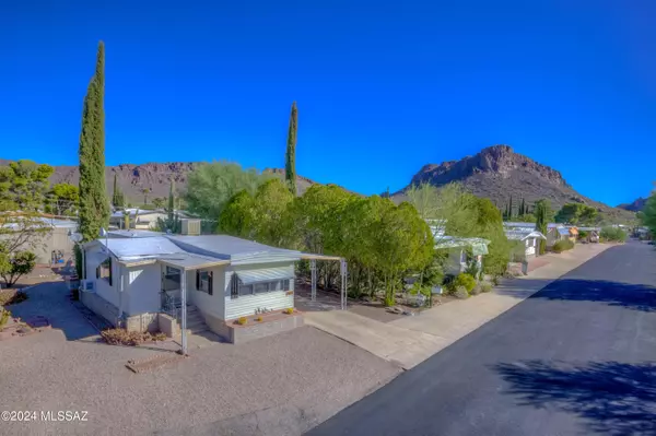 5482 W Circle Z Street, Tucson, AZ 85713