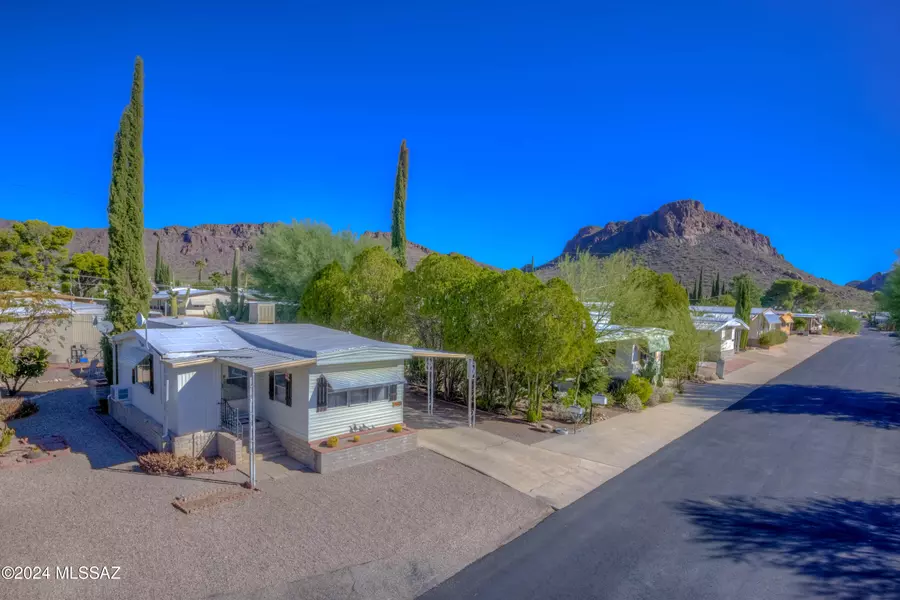 5482 W Circle Z Street, Tucson, AZ 85713