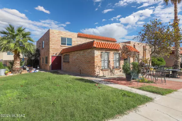 6701 E Calle La Paz  #B, Tucson, AZ 85715