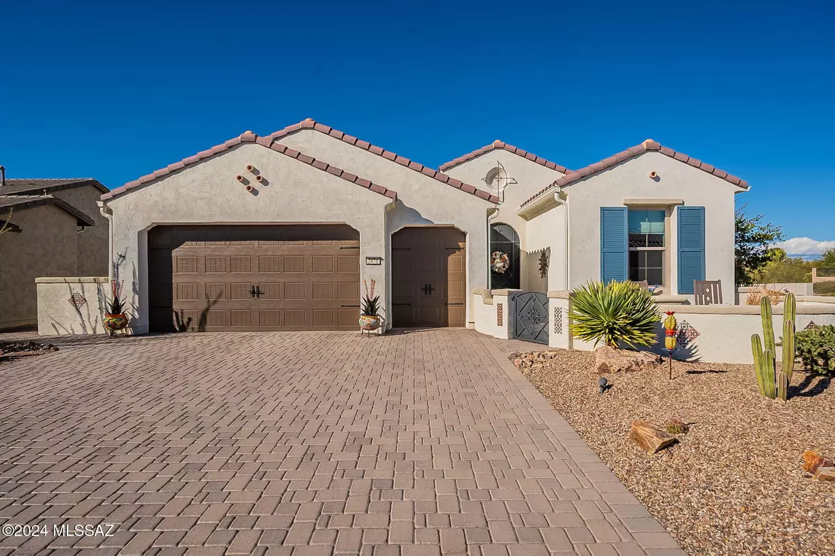 Green Valley, AZ 85614,2471 E Canyon Crossing Drive