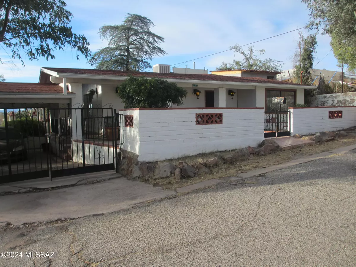 Nogales, AZ 85621,131 N Summit Avenue